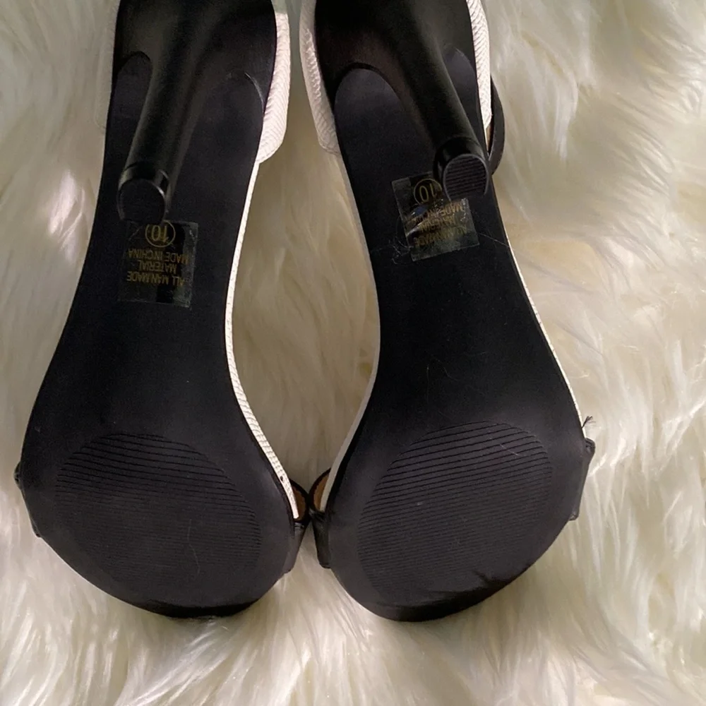 HEELED DRESS SANDALS WITH ANKlE STRAPS SIZE 10 NWOT - Picture 3 of 8